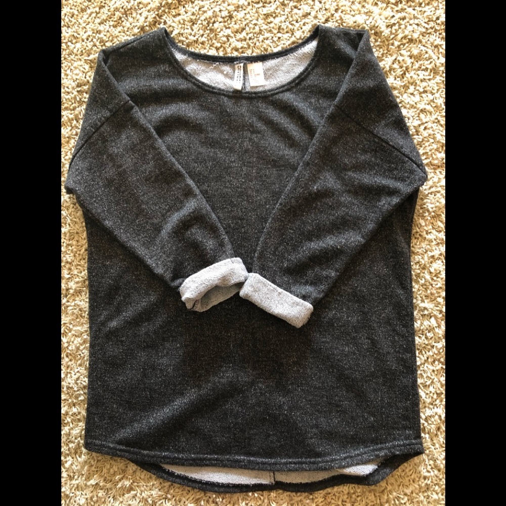 H&M basic size small pullover - Picture 2 of 2
